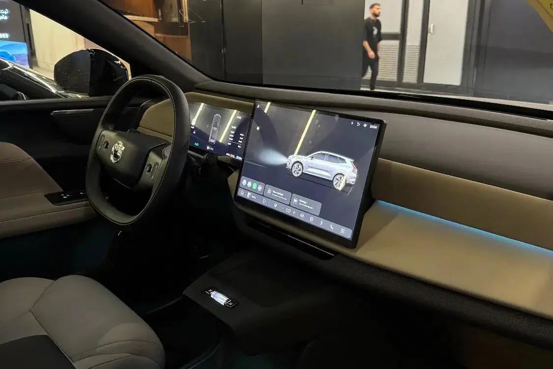 ولوو،  XC70
