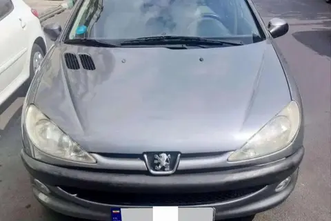 پژو، 206