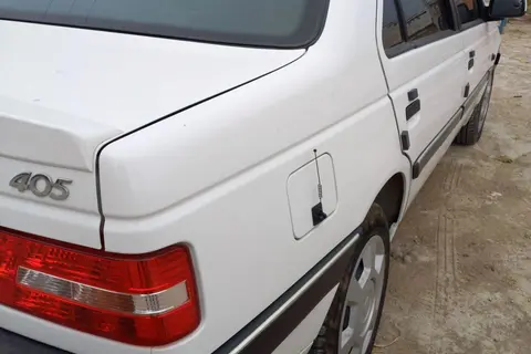 پژو، 405