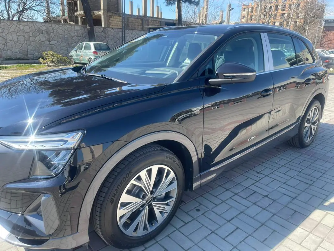 آئودی،  Q5 e-tron