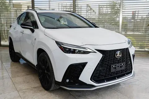 لکسوس، NX