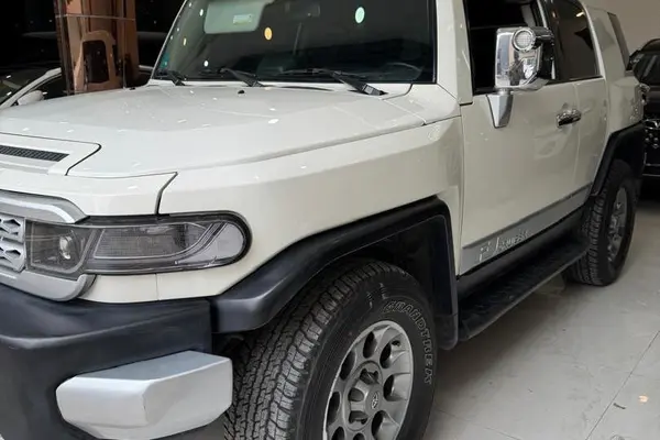 تویوتا، اف جی کروز