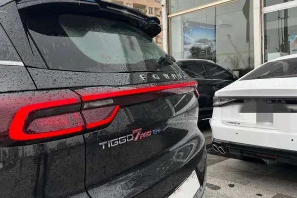 فونیکس، تیگو 7 پرو هیبرید (F7 PRO PHEV)