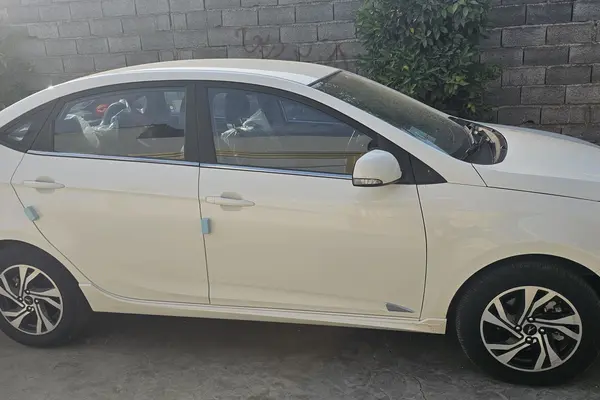 کی ام سی، ایگل