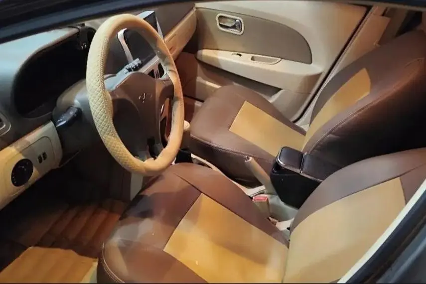 ام وی ام،  315هاچ بک