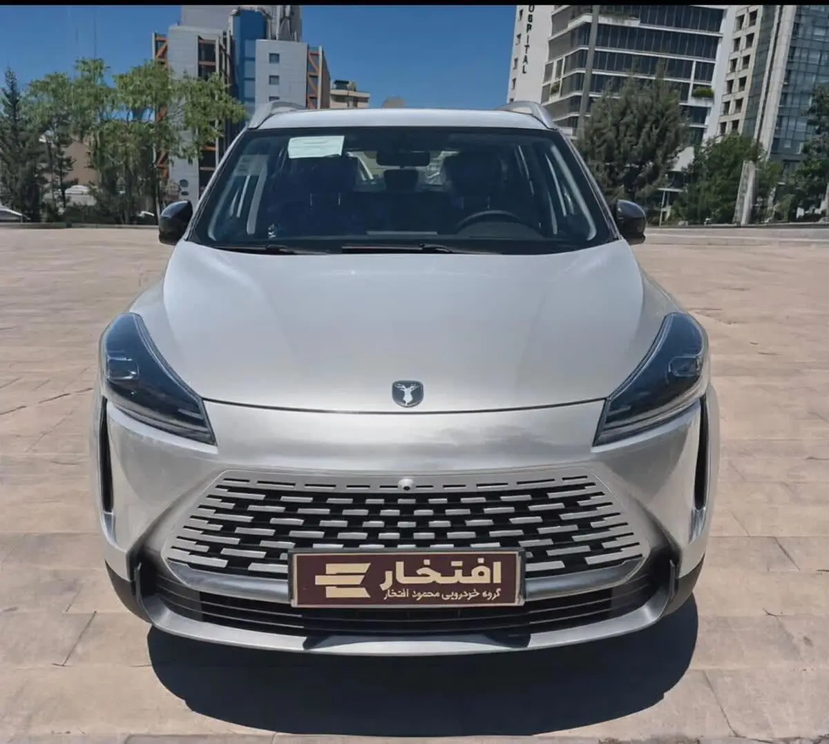 لاماری،  نئو