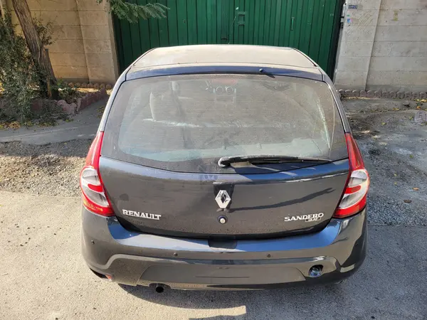 رنو، ساندرو