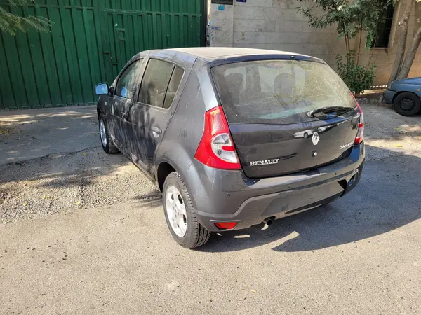 رنو، ساندرو