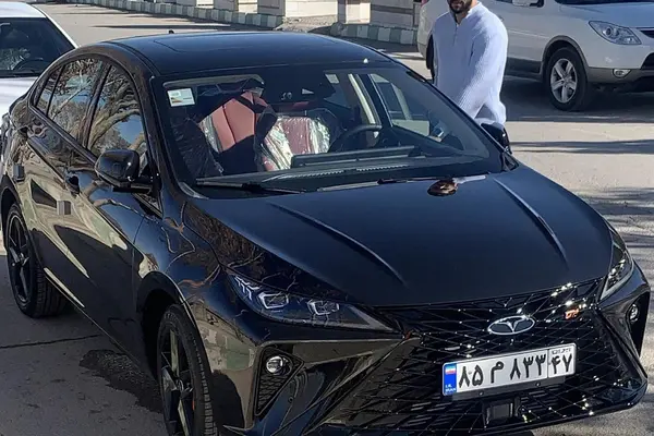 فونیکس، آریزو 6 جی تی (Z6 GT)