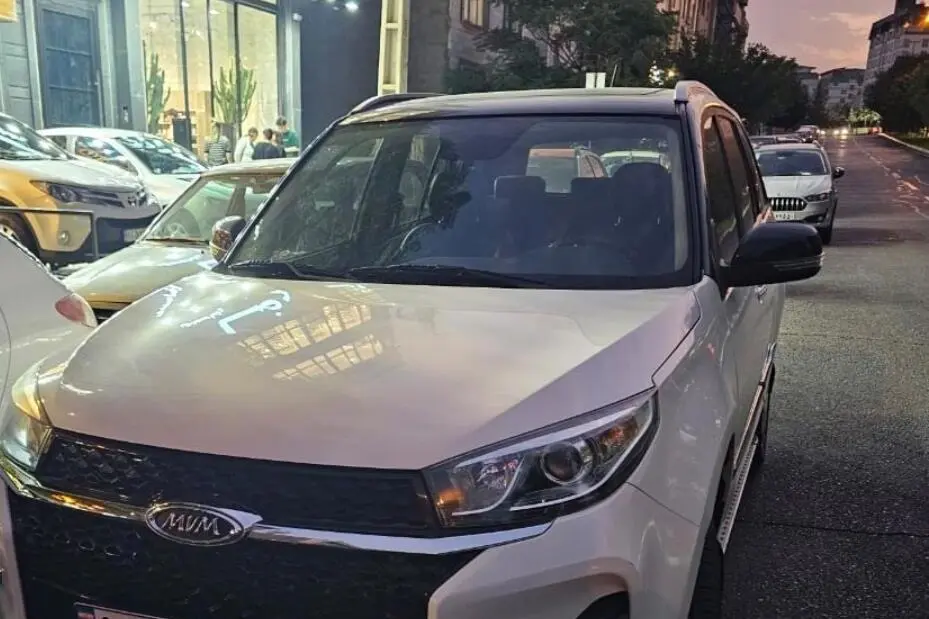 ام وی ام  X33 S