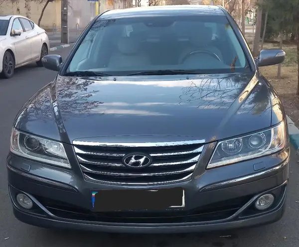 هیوندای، آزرا (گرنجور)