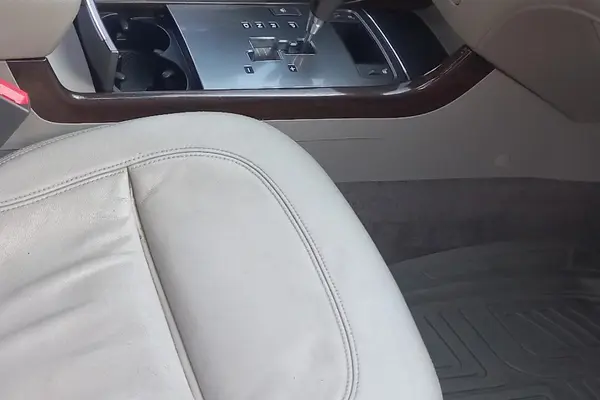 هیوندای، آزرا (گرنجور)