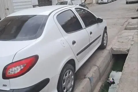 پژو، 206 SD