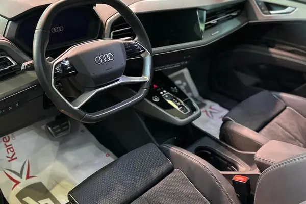 آئودی، Q5 e-tron