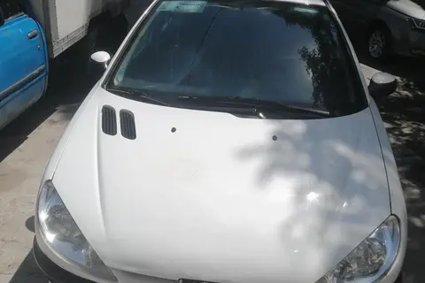 پژو، 206