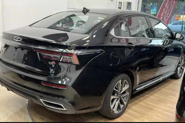 فونیکس، آریزو 6 پرو