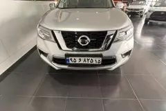 نیسان، ترا