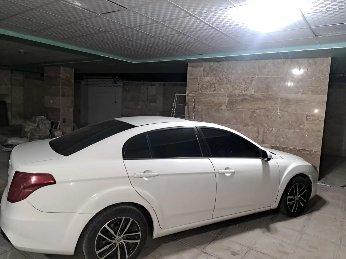 بسترن،  B50F