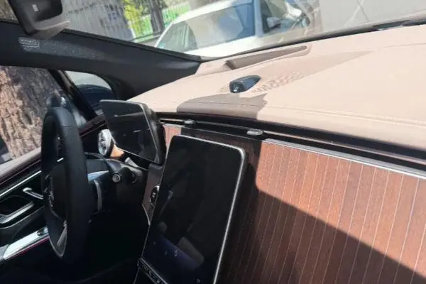 بنز  EQE SUV