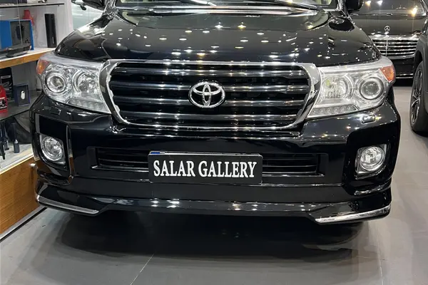 تویوتا، لندکروز چهار در