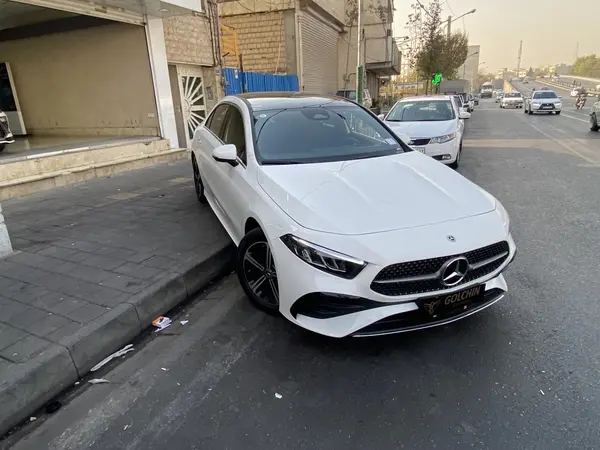 بنز، کلاس A سدان