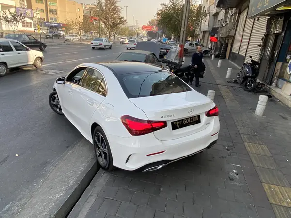 بنز، کلاس A سدان