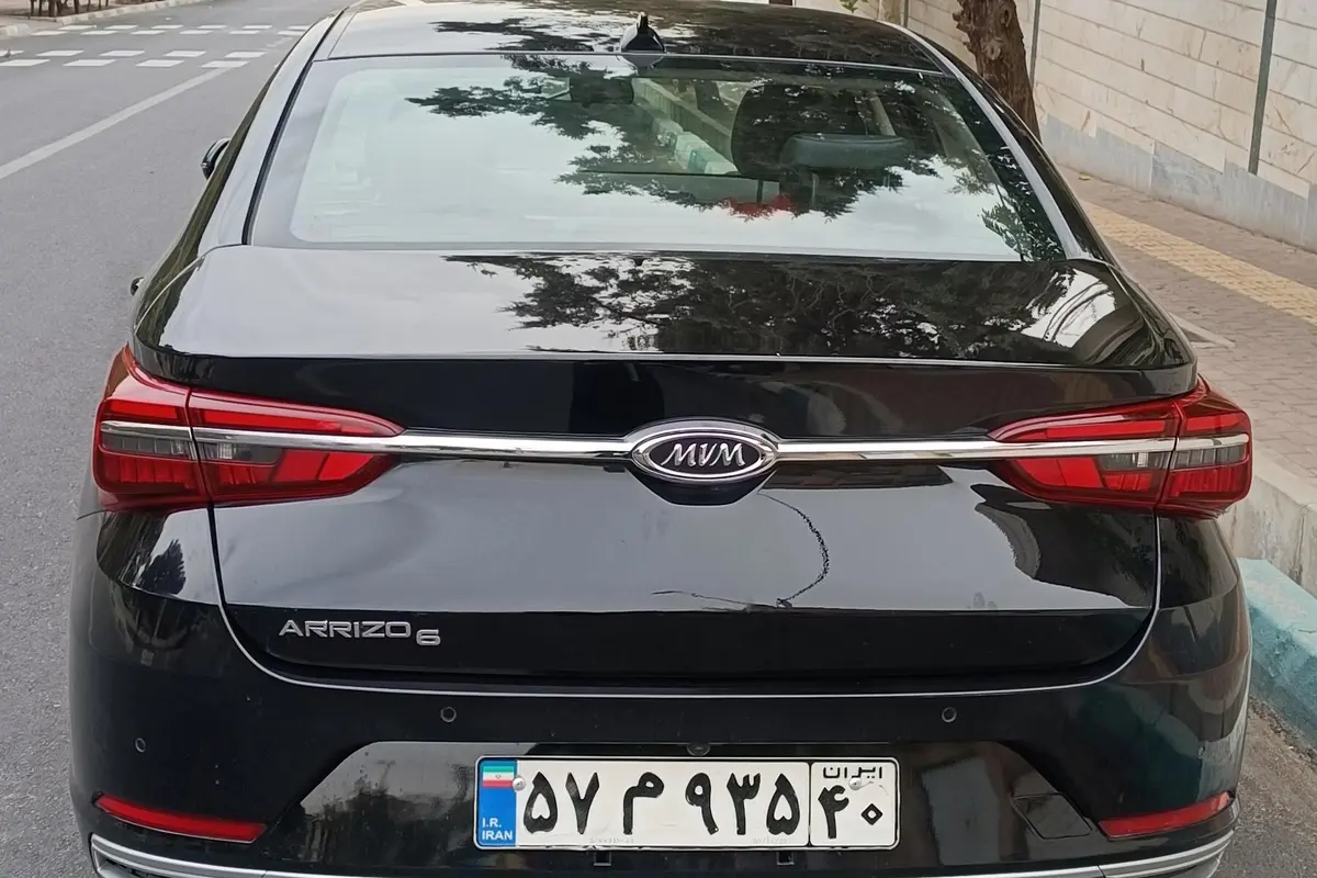 چری،  آریزو 6