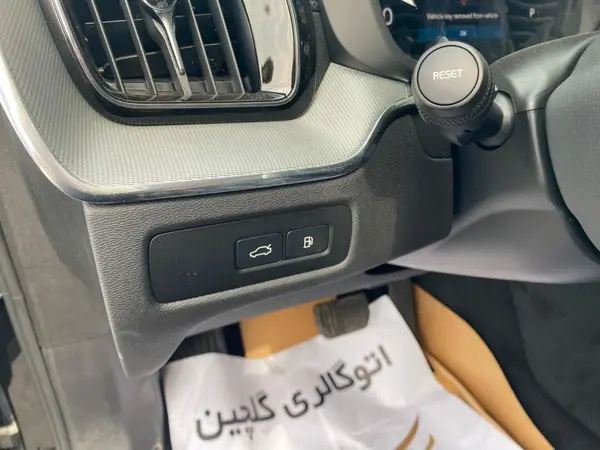 ولوو  XC60