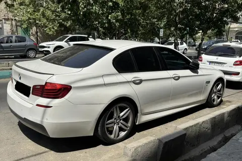 ب ام و، سری 5 سدان
