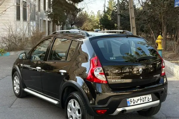 رنو، ساندرو