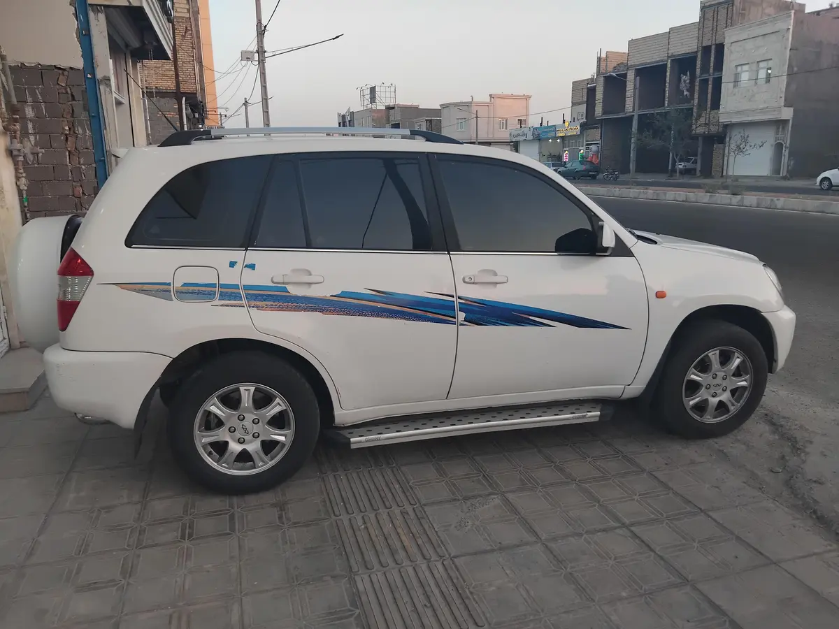 ام وی ام،  X33