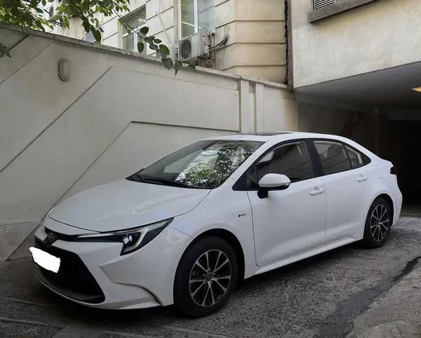 تویوتا، لوین هیبرید