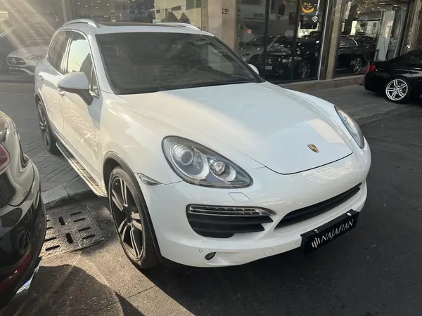 پورشه، کاین