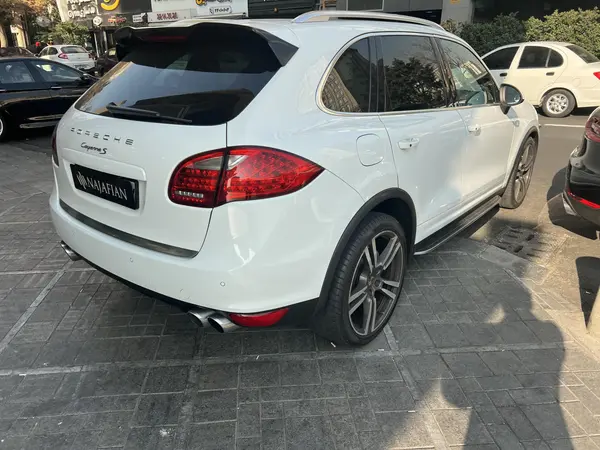 پورشه، کاین