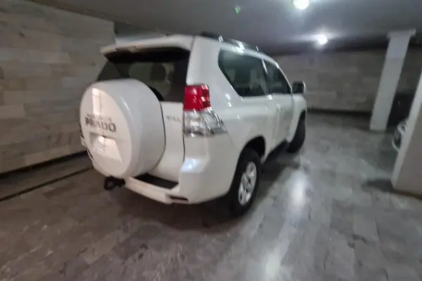 تویوتا  پرادو دو در