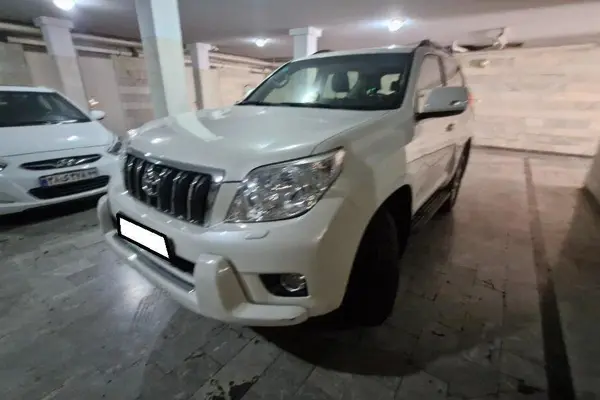 تویوتا  پرادو دو در