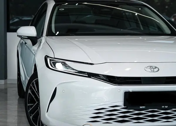 تویوتا، کمری هیبرید