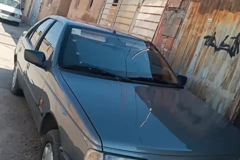 پژو، 405