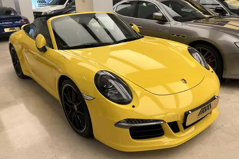 پورشه، 911