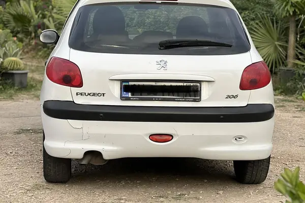 پژو  206