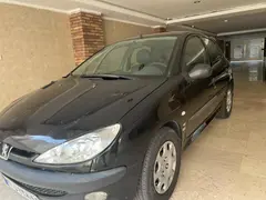 پژو، 206
