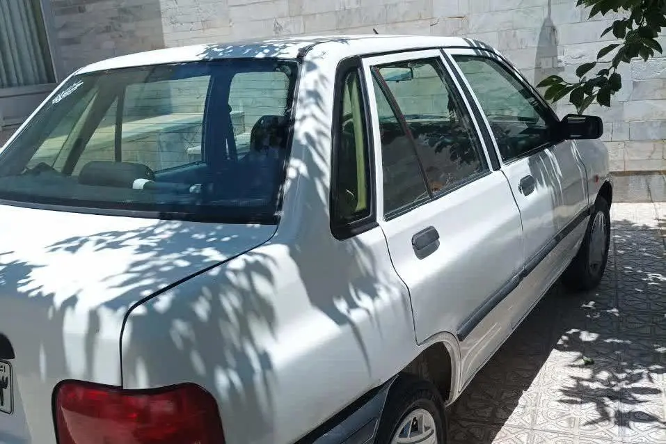 پراید،  صندوق دار