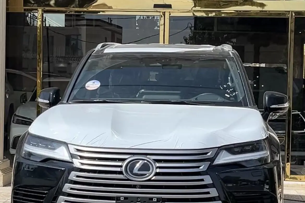 لکسوس  LX