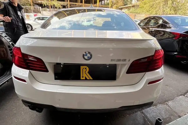 ب ام و، سری 5 سدان