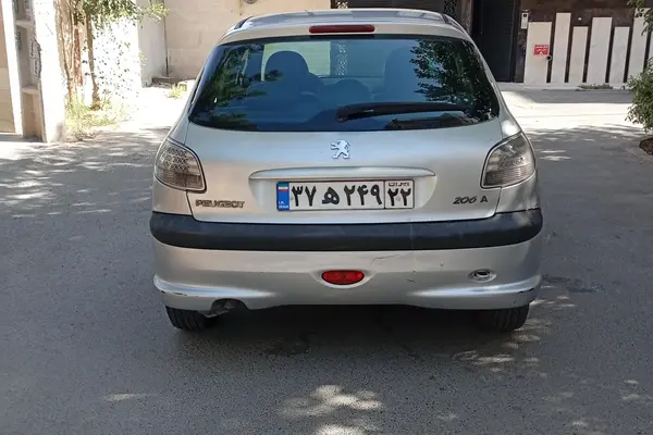 پژو  206