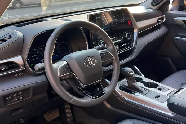 تویوتا، هایلندر هیبرید