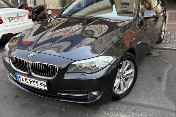 ب ام و، سری 5 سدان