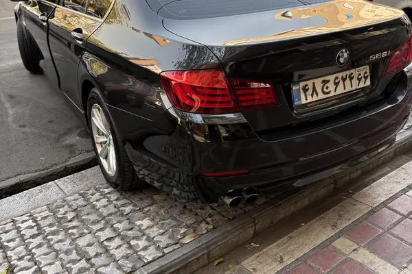 ب ام و، سری 5 سدان