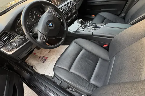 ب ام و، سری 5 سدان