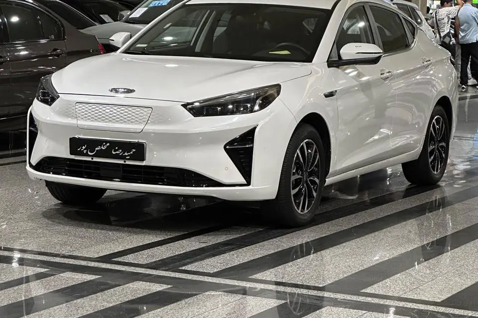 کی ام سی،  eJ7